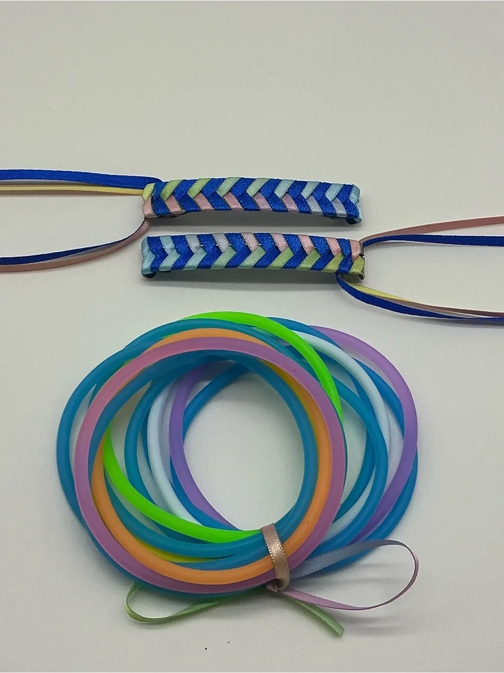 Blue and Pastel Rainbow 80s Barrettes & 12 Jelly Bracelets
